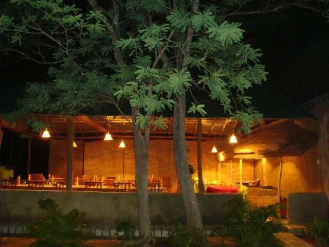 Jays Holiday Resort Habarana Extérieur photo