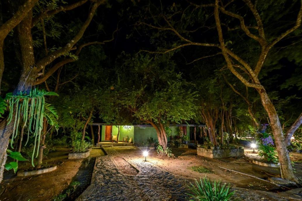 Jays Holiday Resort Habarana Extérieur photo